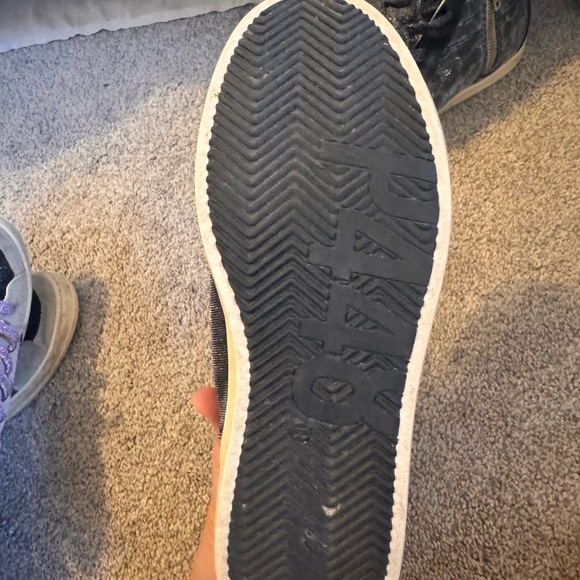 P448 High tops - Picture 4 of 4